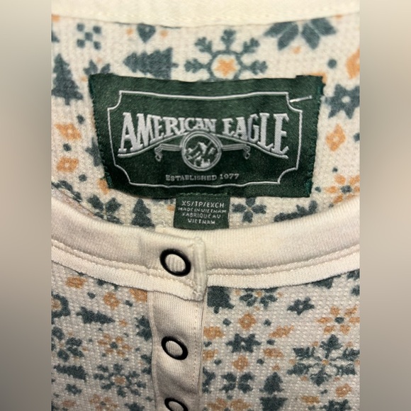 American Eagle Waffle Long-Sleeve Relaxed Fit Holiday Onesie - Picture 6 of 6